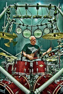 Cesar Zuiderwijk Drummoires show photo Briele October 12, 2013, photo Tino Snelleman